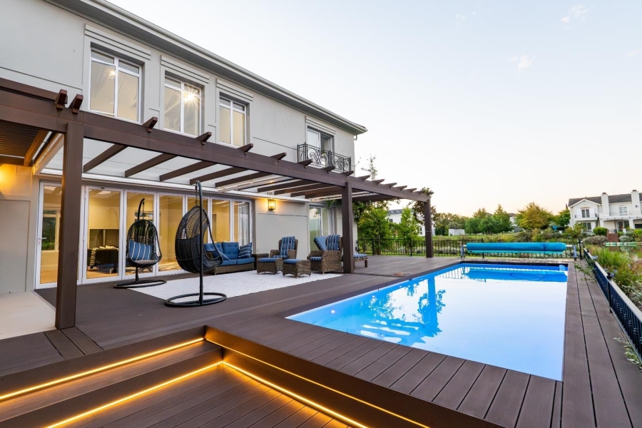 5 Bedroom Property for Sale in Val De Vie Estate Western Cape